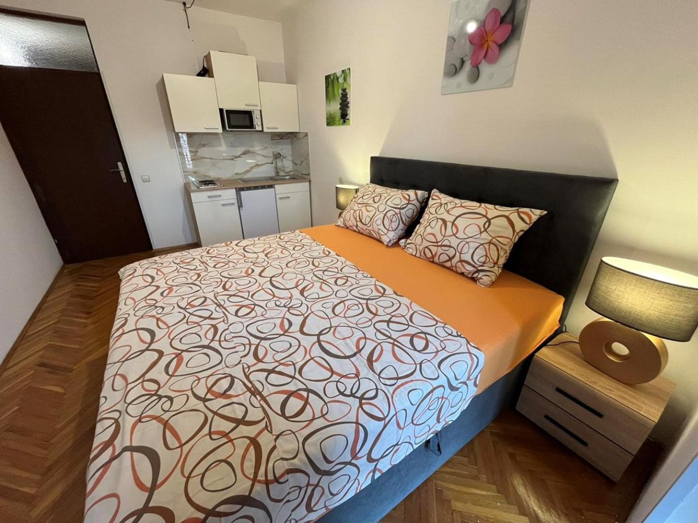 Apartments Jadranka オミサリ エクステリア 写真