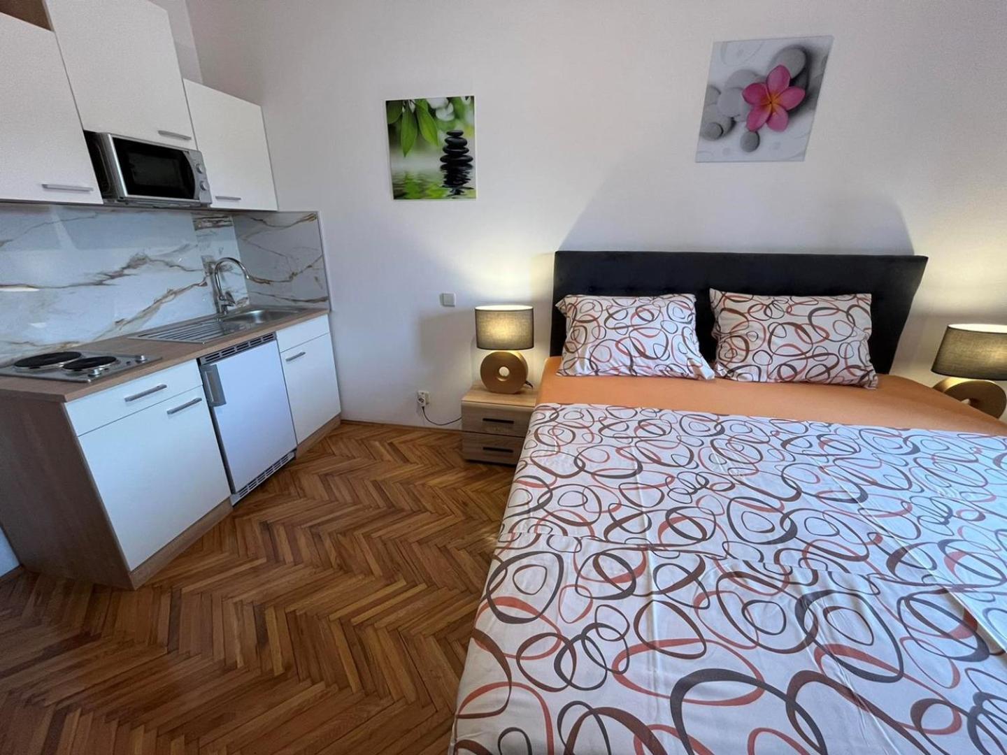 Apartments Jadranka オミサリ エクステリア 写真
