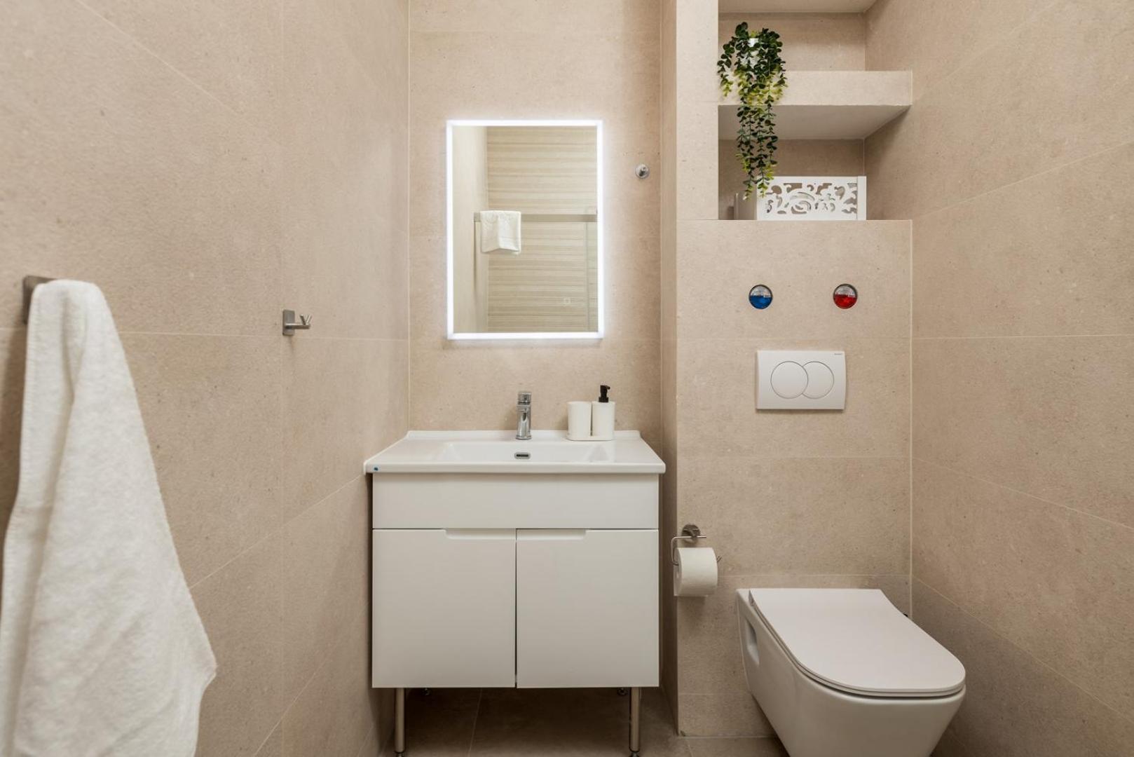 Apartments Jadranka オミサリ エクステリア 写真