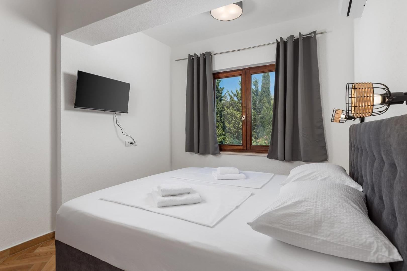 Apartments Jadranka オミサリ エクステリア 写真
